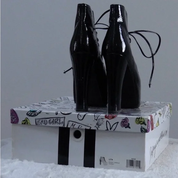 !RARE! Lita By Jeffrey Campbell - Shiny Black Lace Up Boots 9.5M - Picture 15 of 15